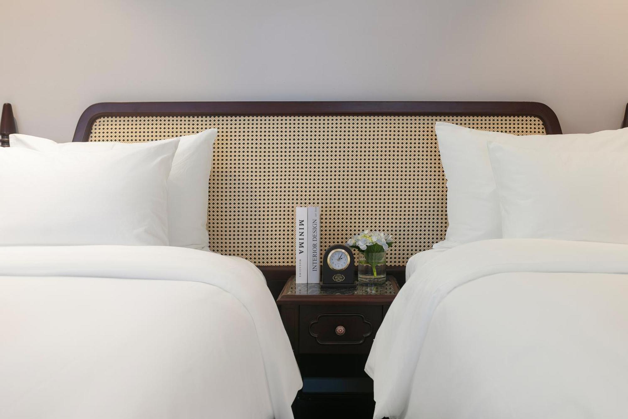 Serene Central Hotel Ханой Экстерьер фото