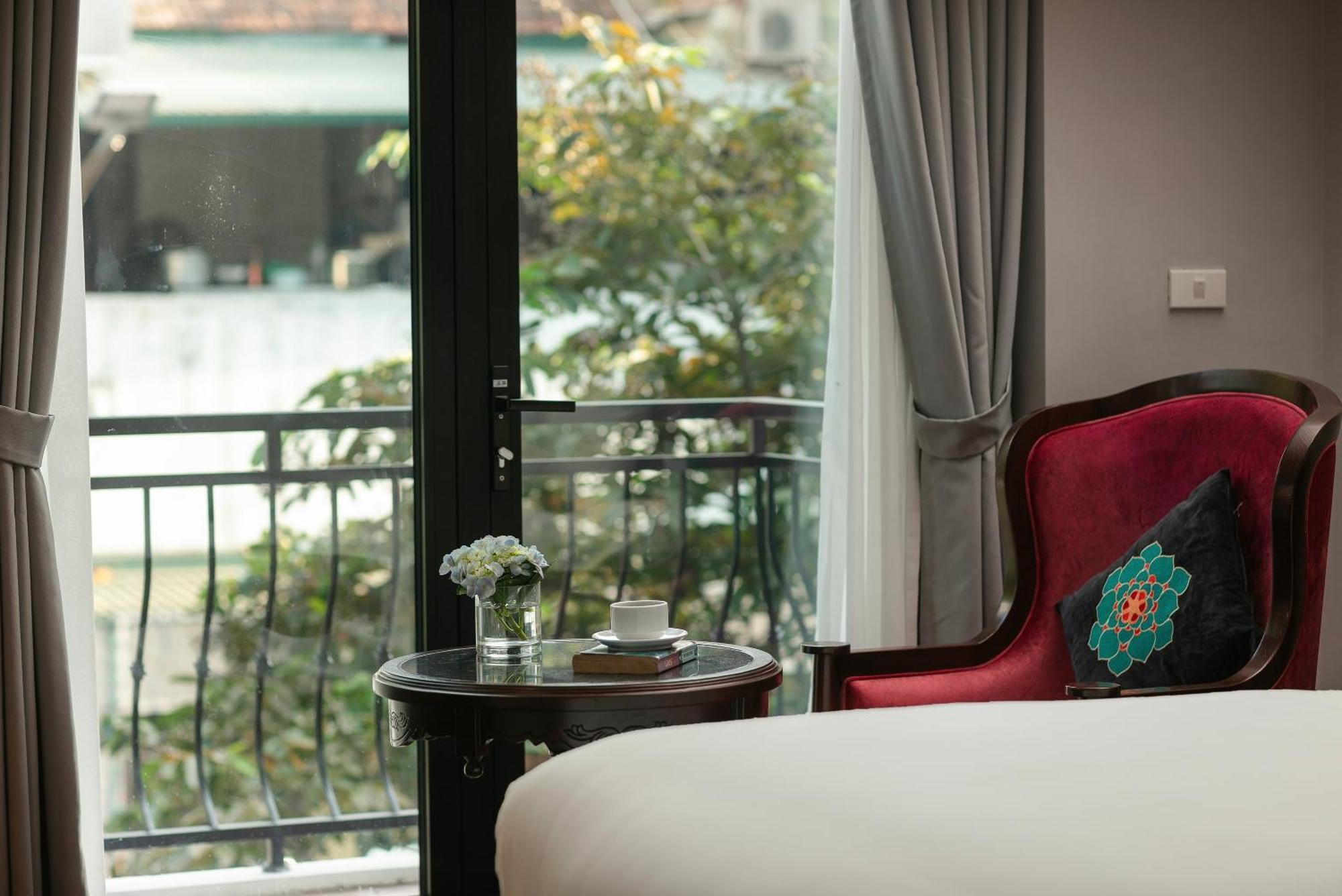 Serene Central Hotel Ханой Экстерьер фото